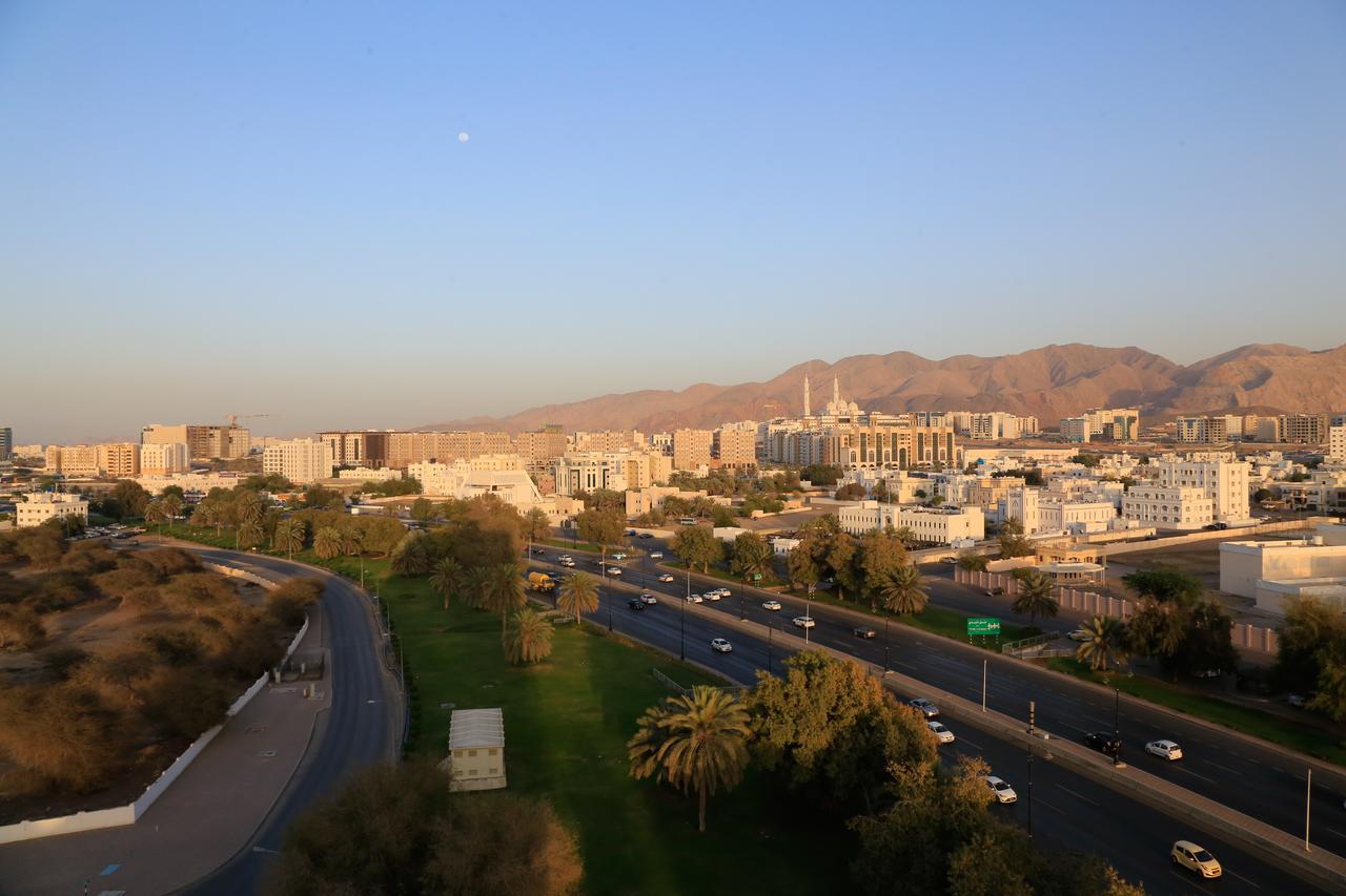 Muscat Inn Hotel Exterior photo